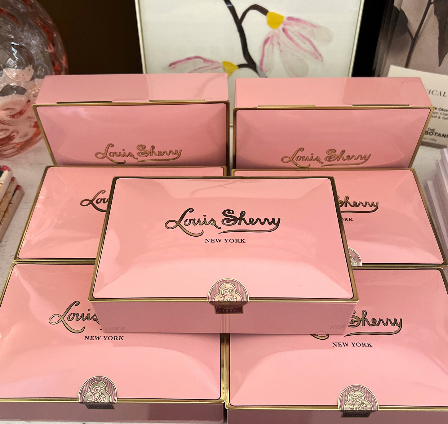 Camellia Twelve Piece Tin