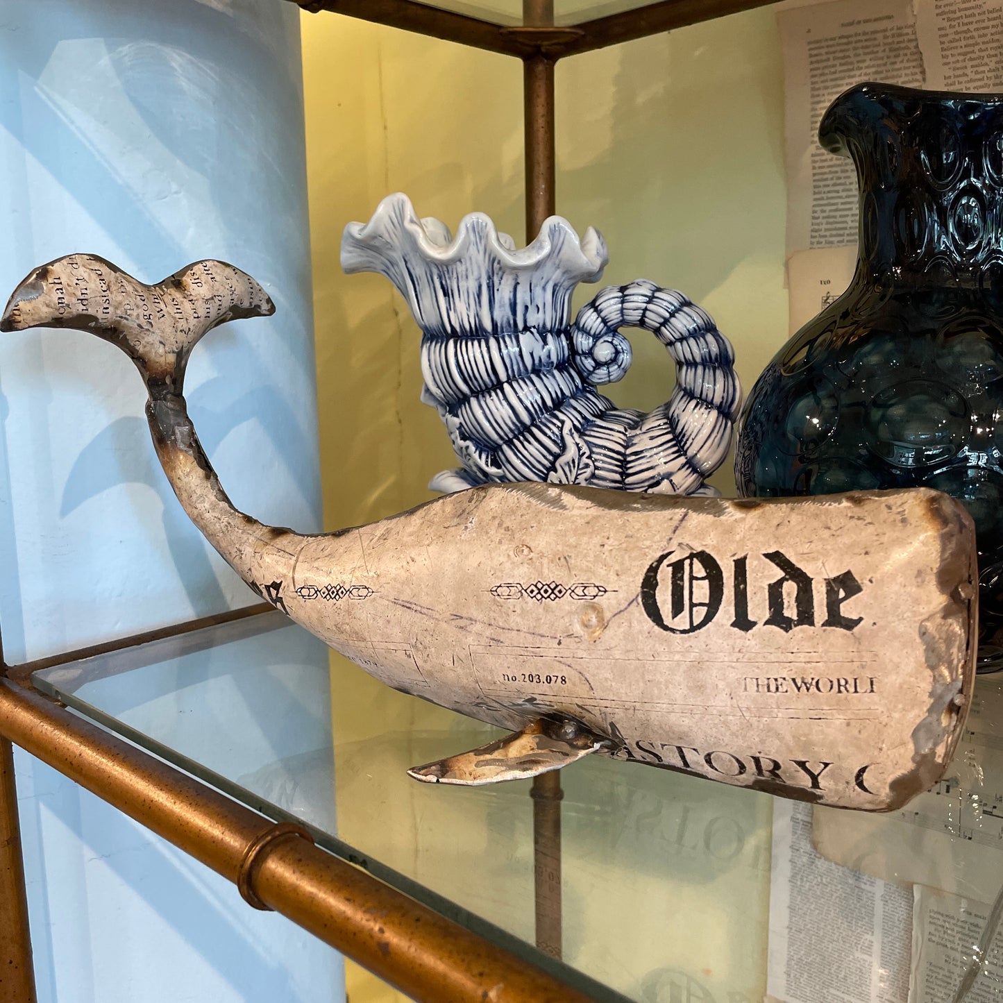 Reclaimed White Whale, Large
