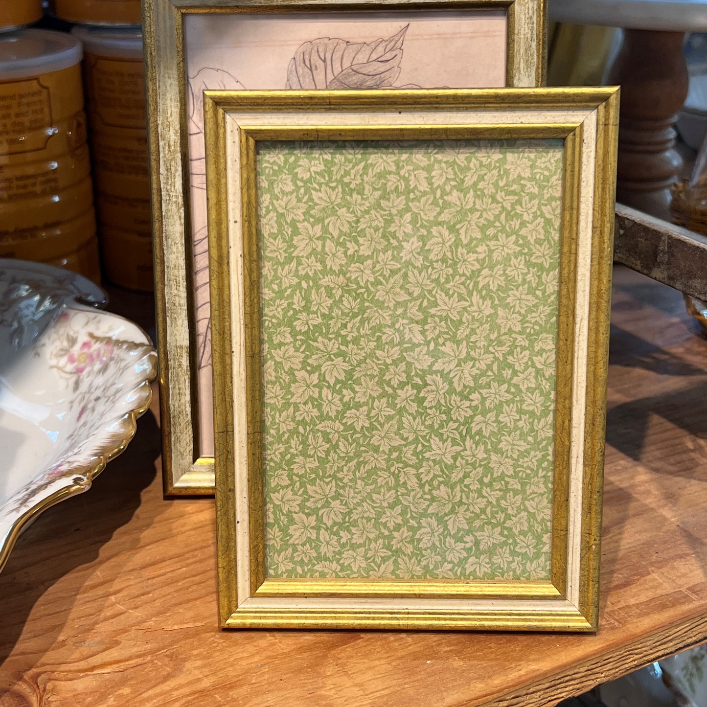 Gold & Cream Channel Frame