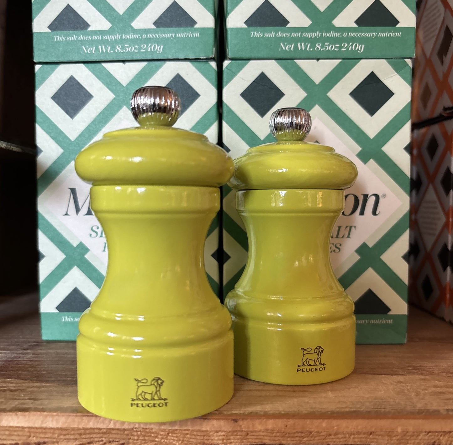 Pistachio Green Salt Grinder, 4"