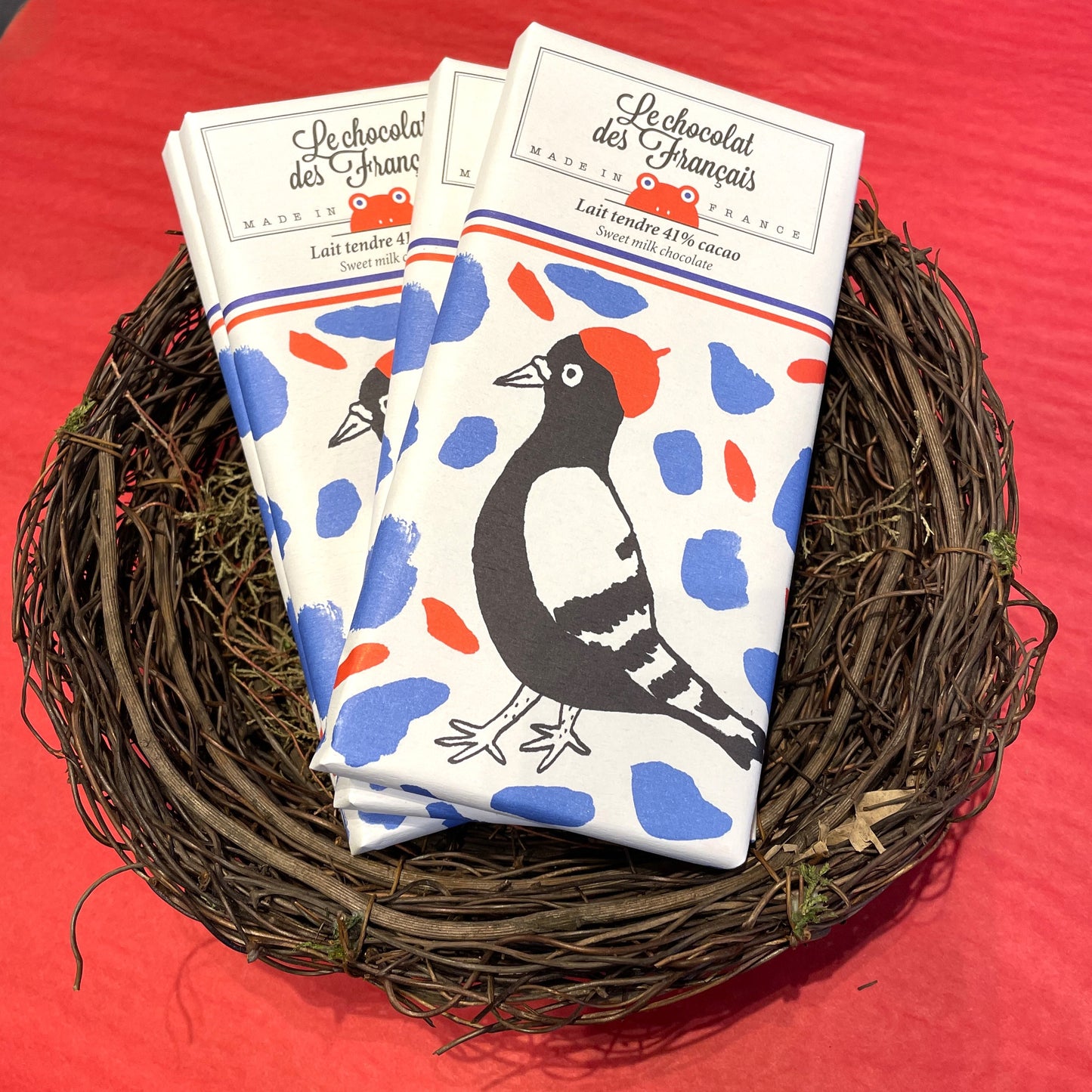 Oiseau Milk Chocolate Bar
