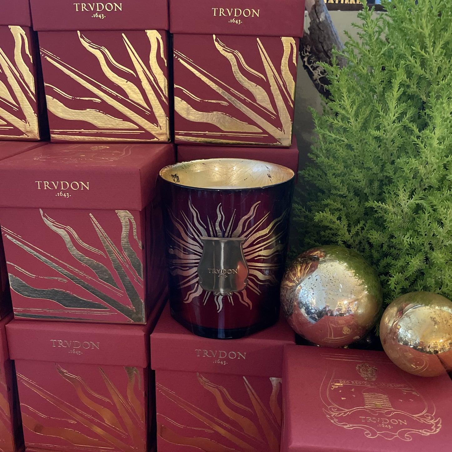 Gloria Candle Holiday 2023
