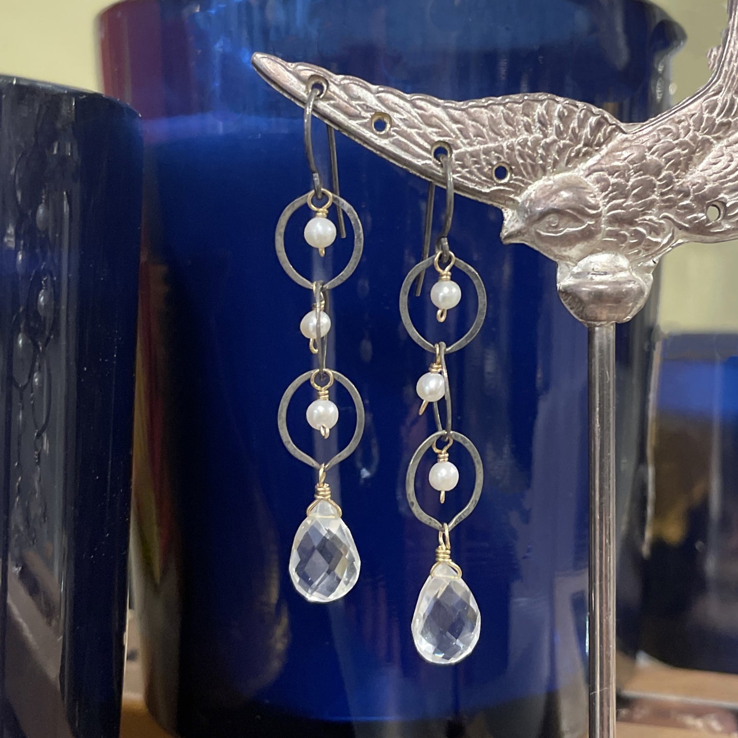 Pearl & Oxidized Silver Earring