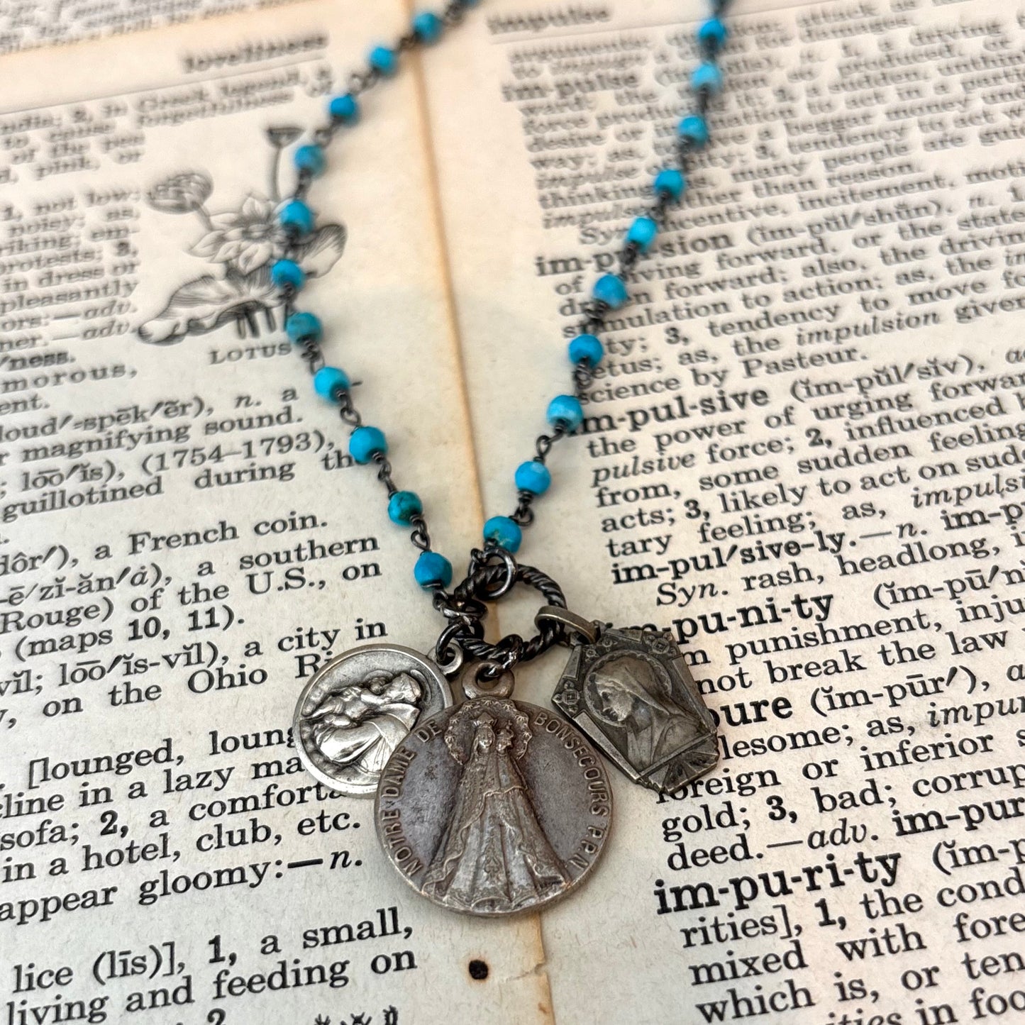 Turquoise Vintage Charm Necklace No. 02