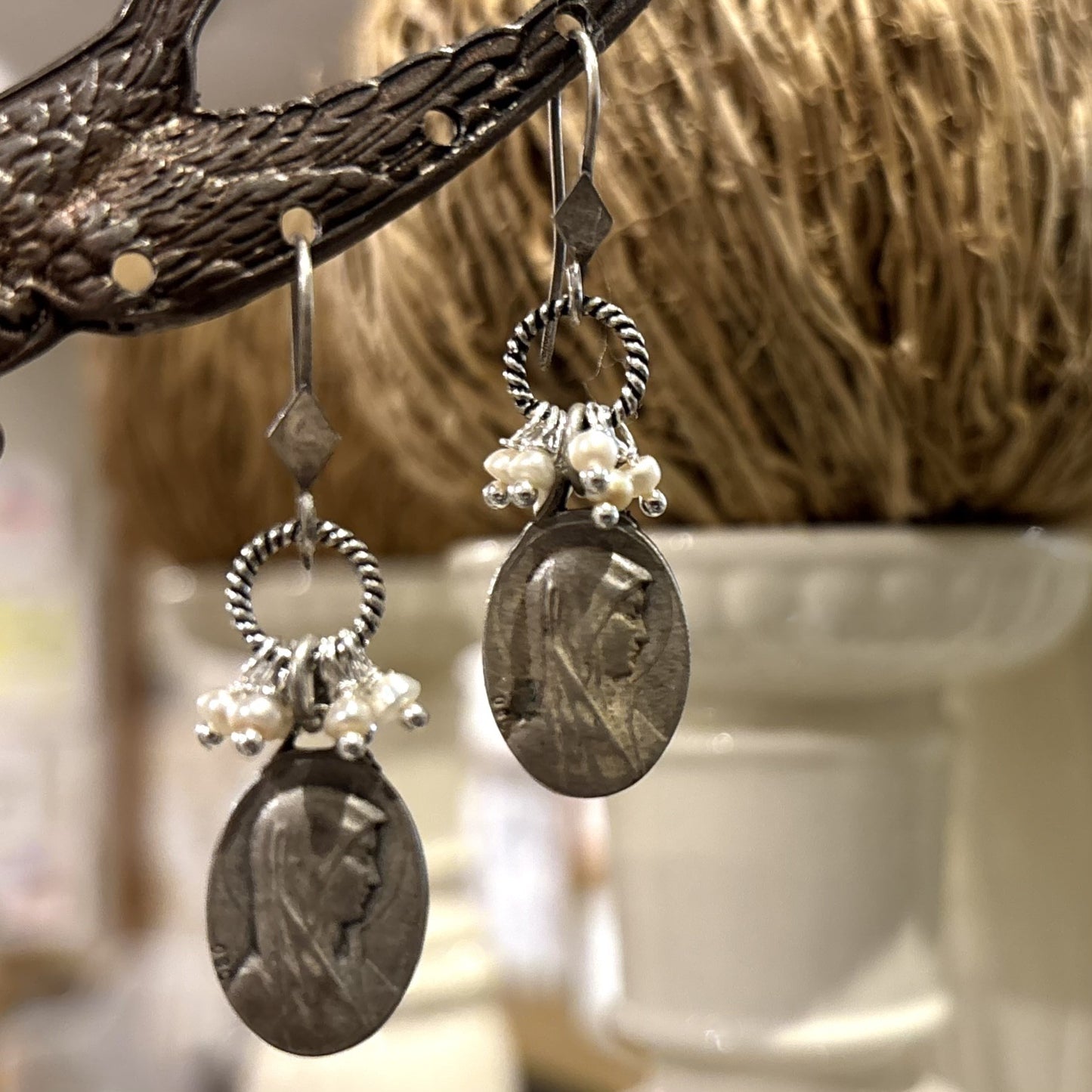 Freshwater Pearl Vintage Charm Earrings No. 01