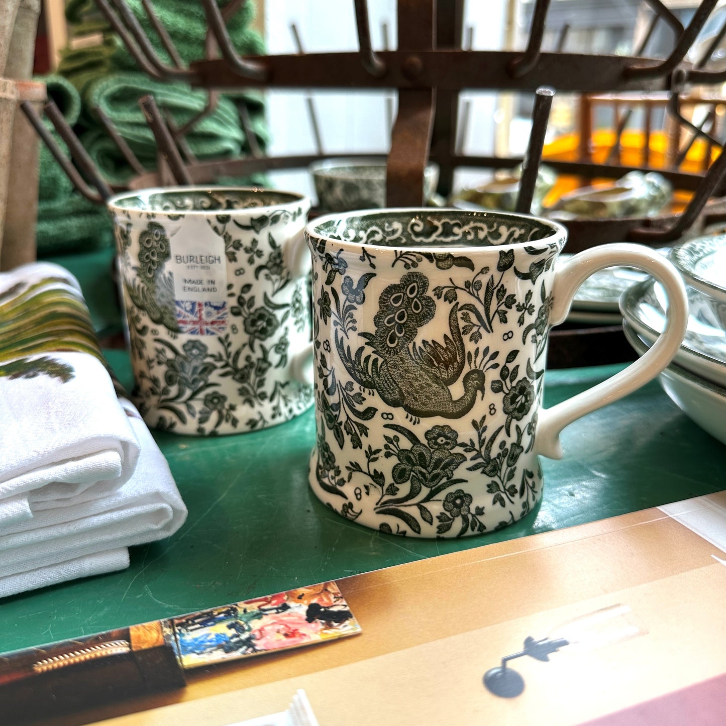 Green Regal Peacock Footed Mug
