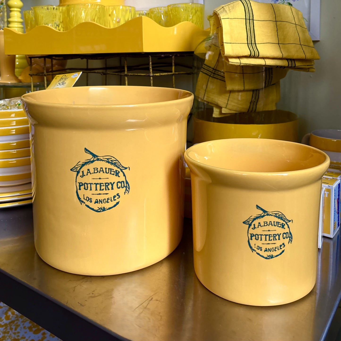 Bauer Yellow Crock, 1/2 Gallon