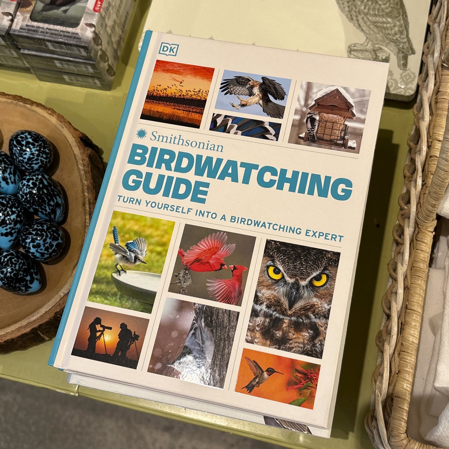 Smithsonian: Birdwatching Guide