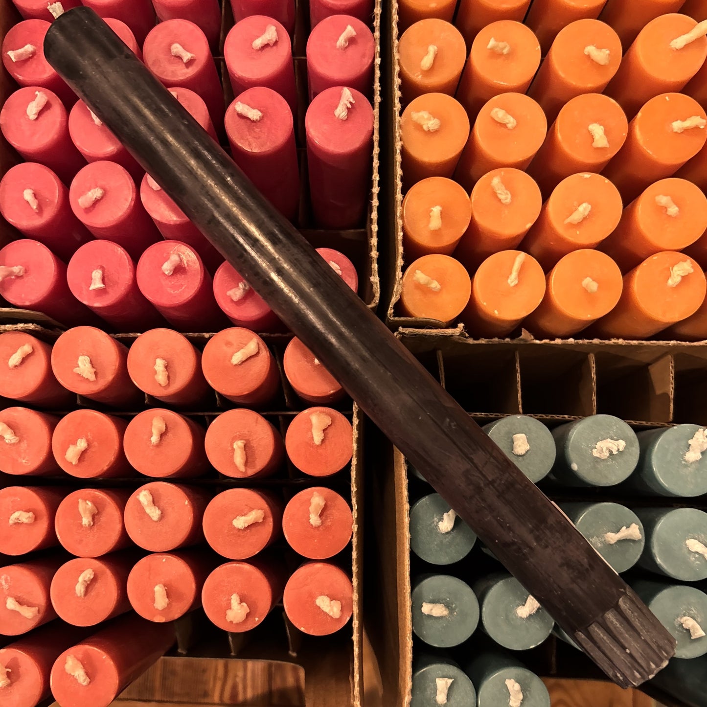 Jet Black Dinner Taper Single