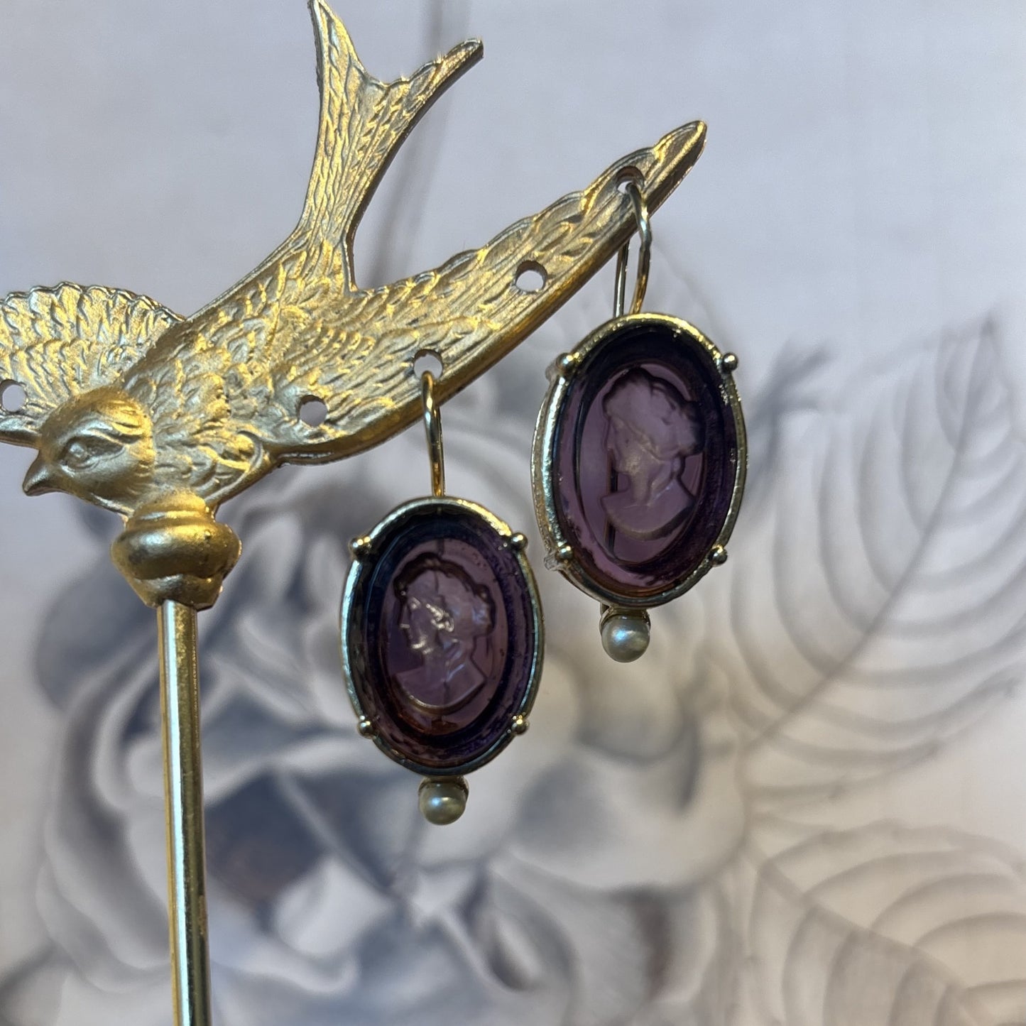 Amethyst Intaglio With Pearl & Gold Earrings