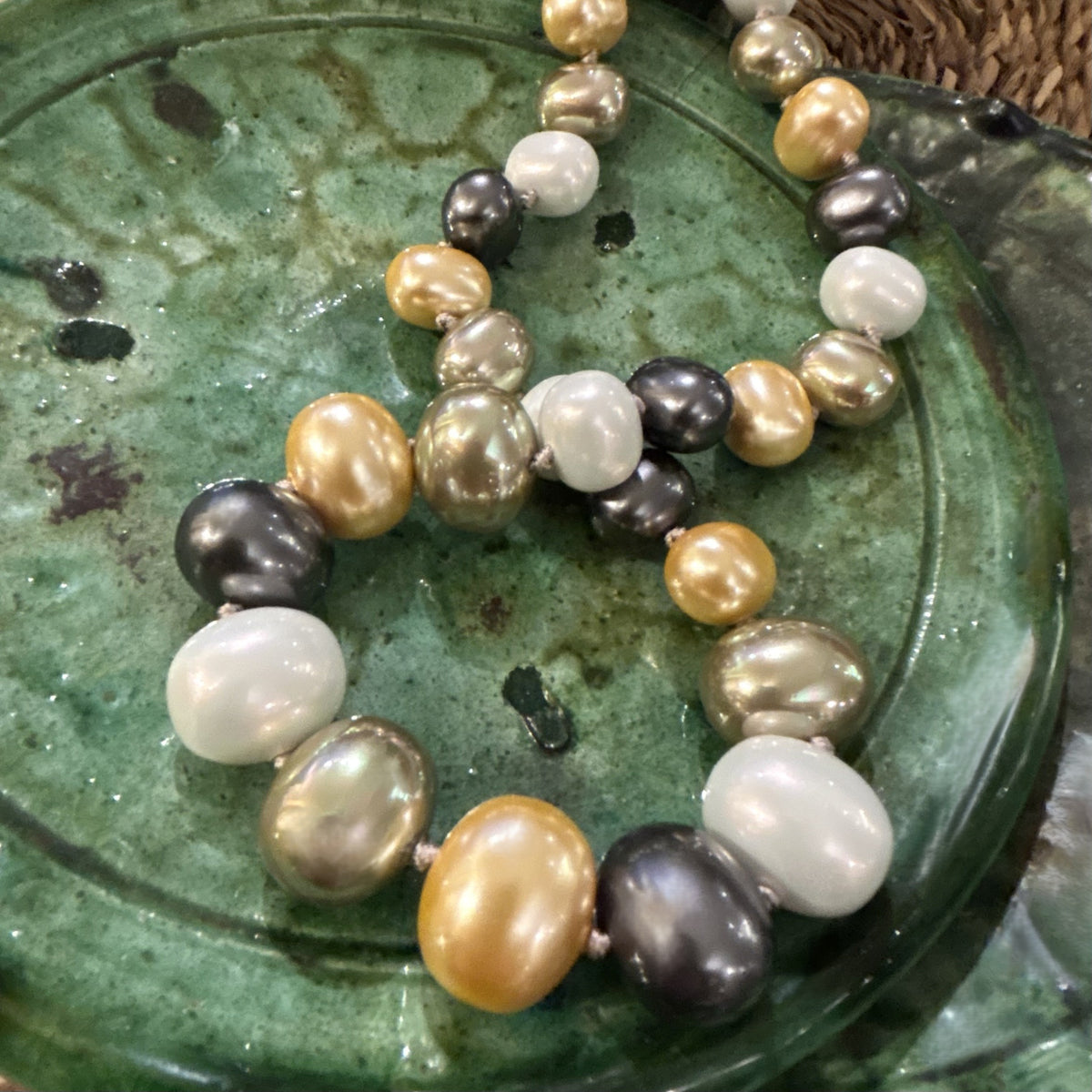 Golden Mix Pebble Pearl Necklace