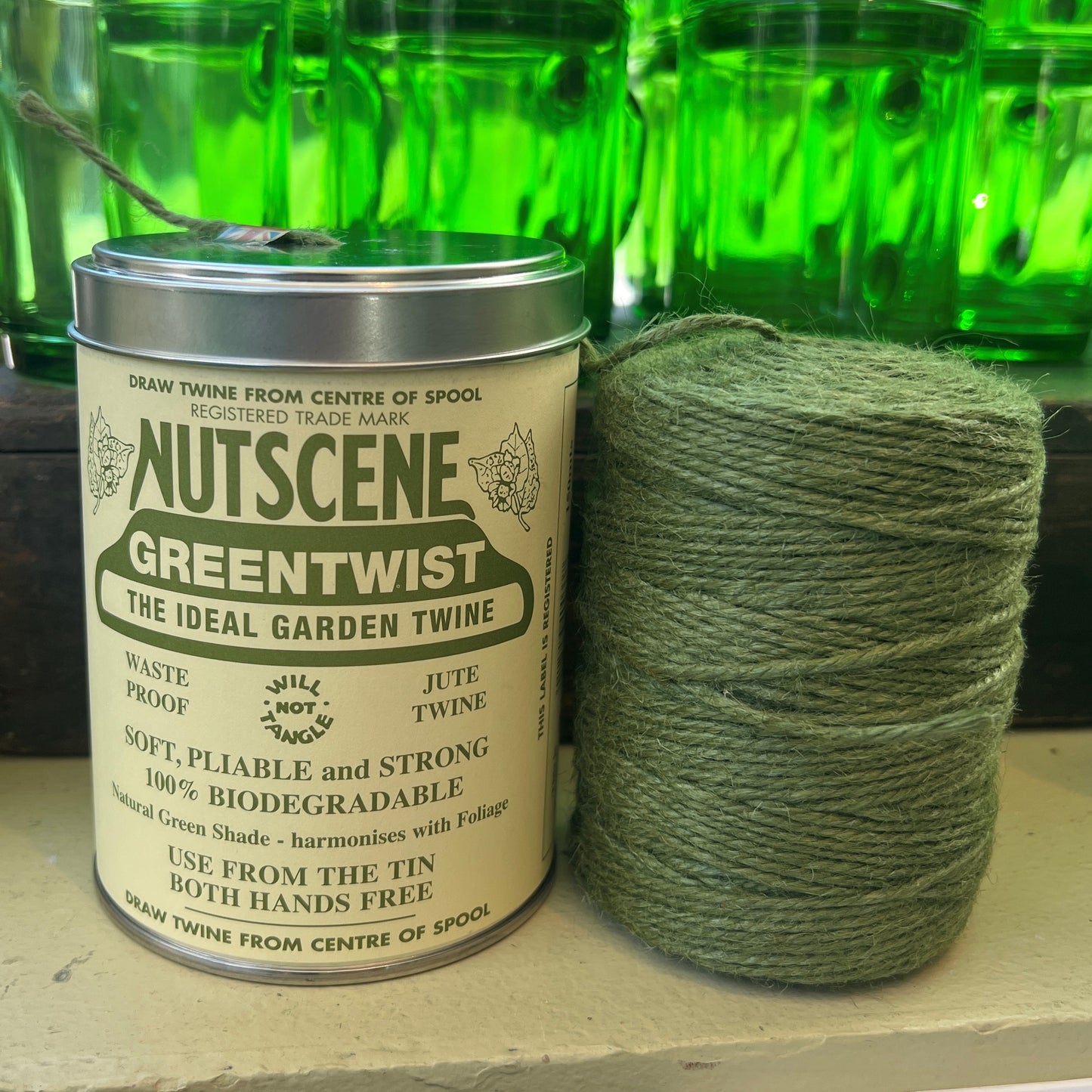 String In A Tin, Green