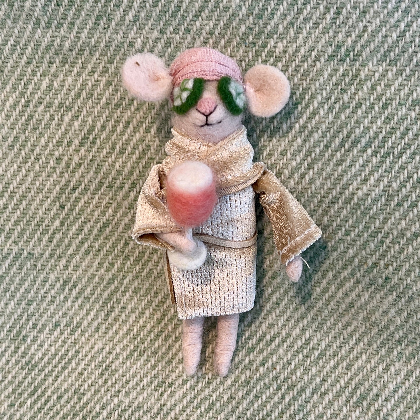 Spa Mouse Ornament