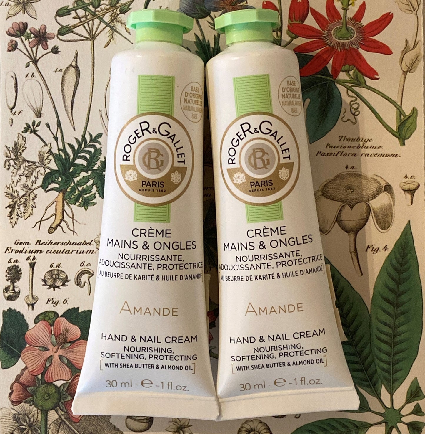 Amande Moisturizing Hand Cream