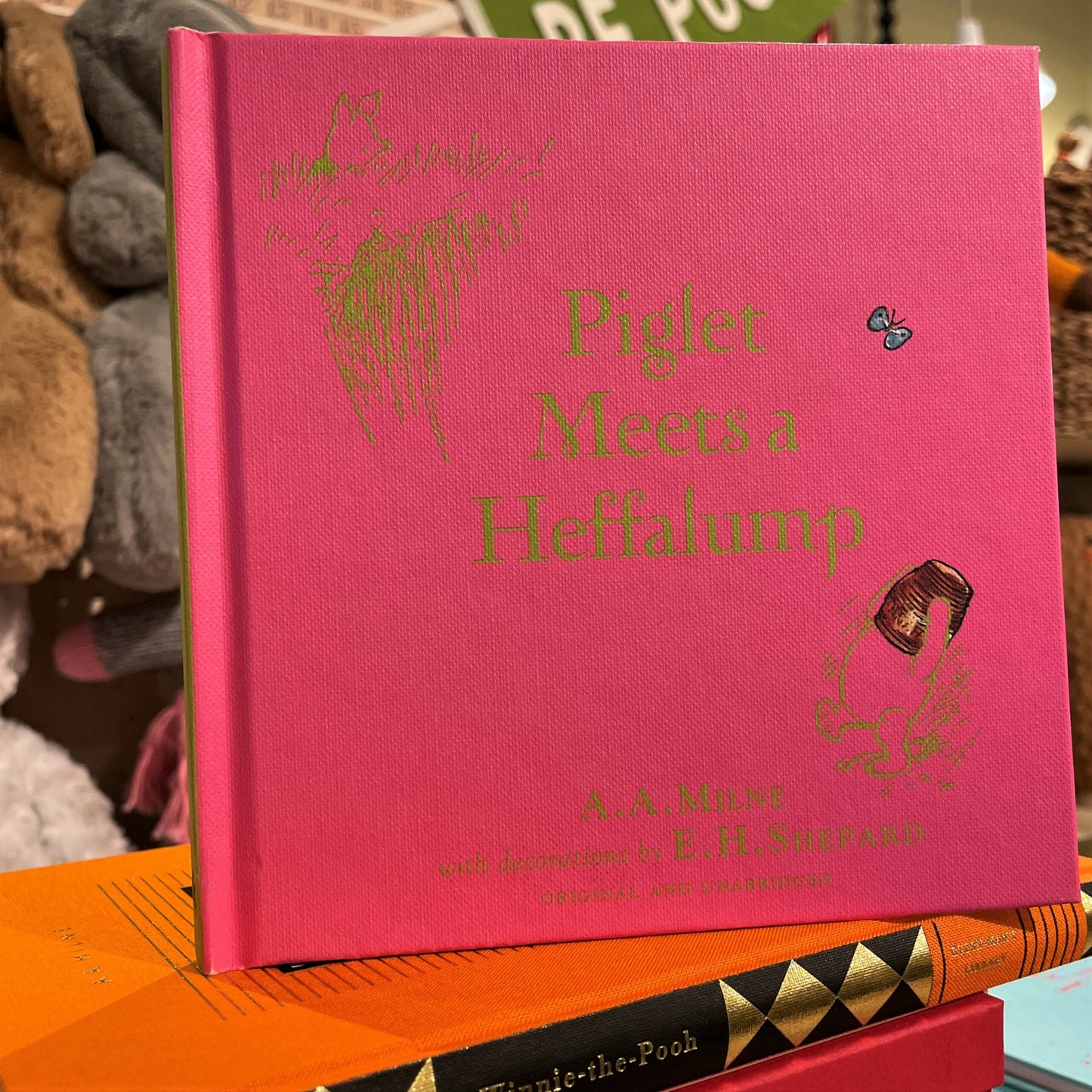 Piglet Meets a Heffalump