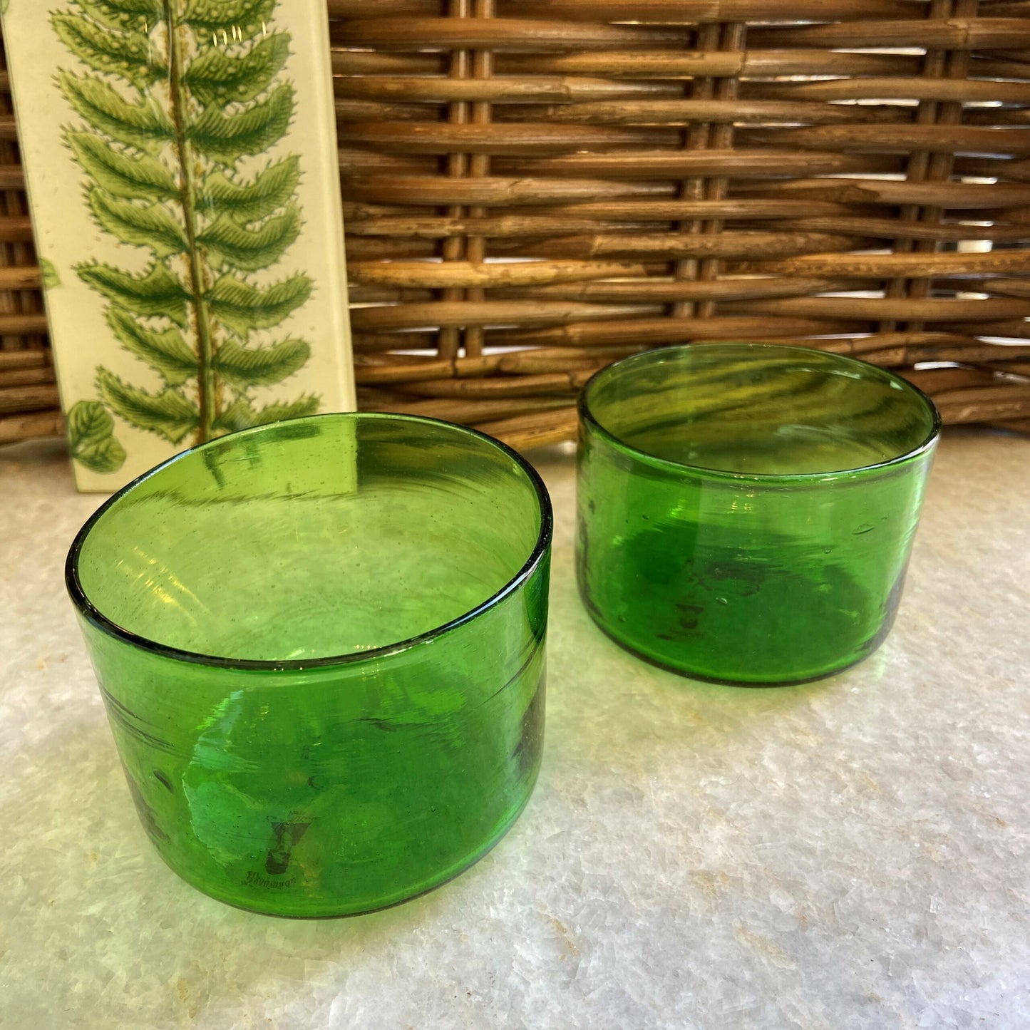 Verre Palais Green Cellar