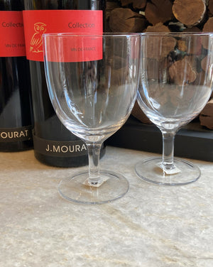 Simple Red Wine Glass