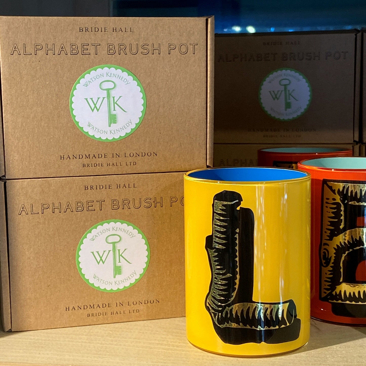 "L" Twig Bridie Hall Alphabet Brush Pot