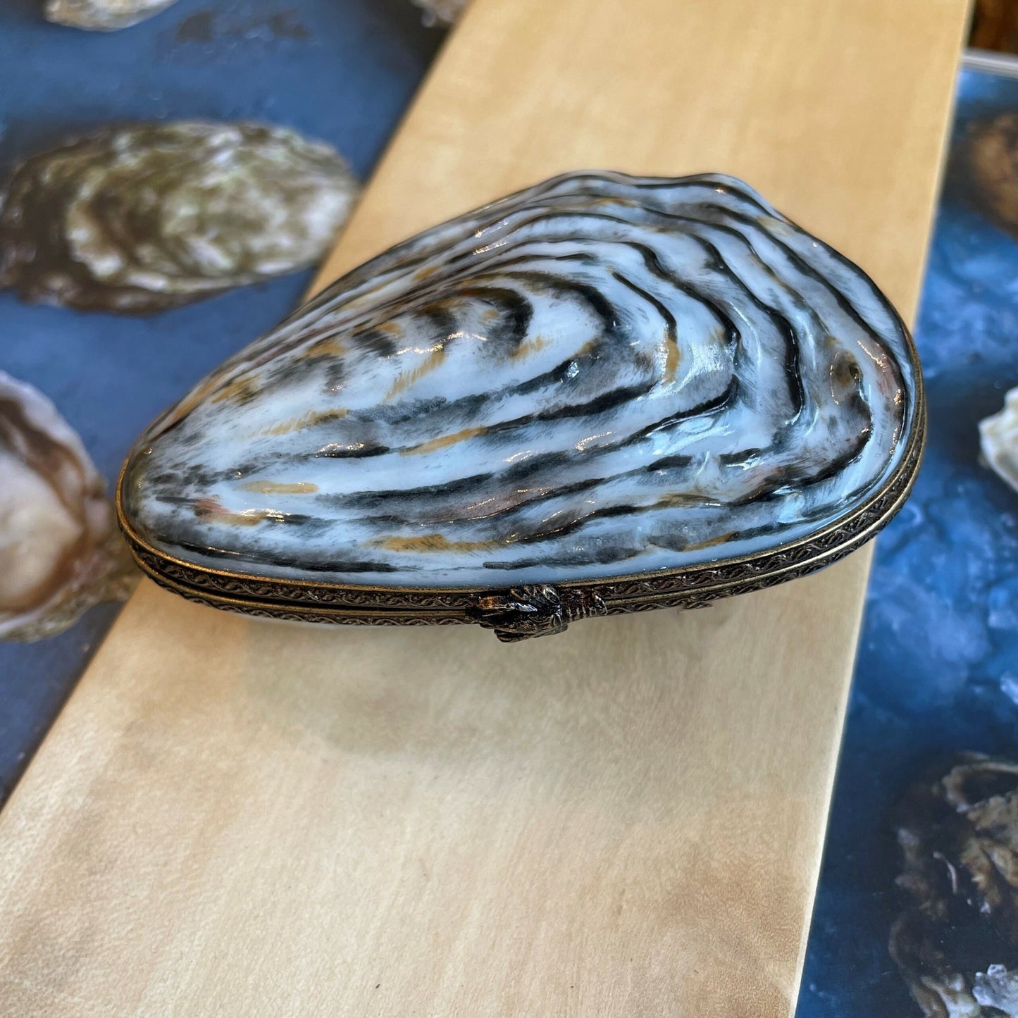 Vintage Limoges Box Oyster Shell
