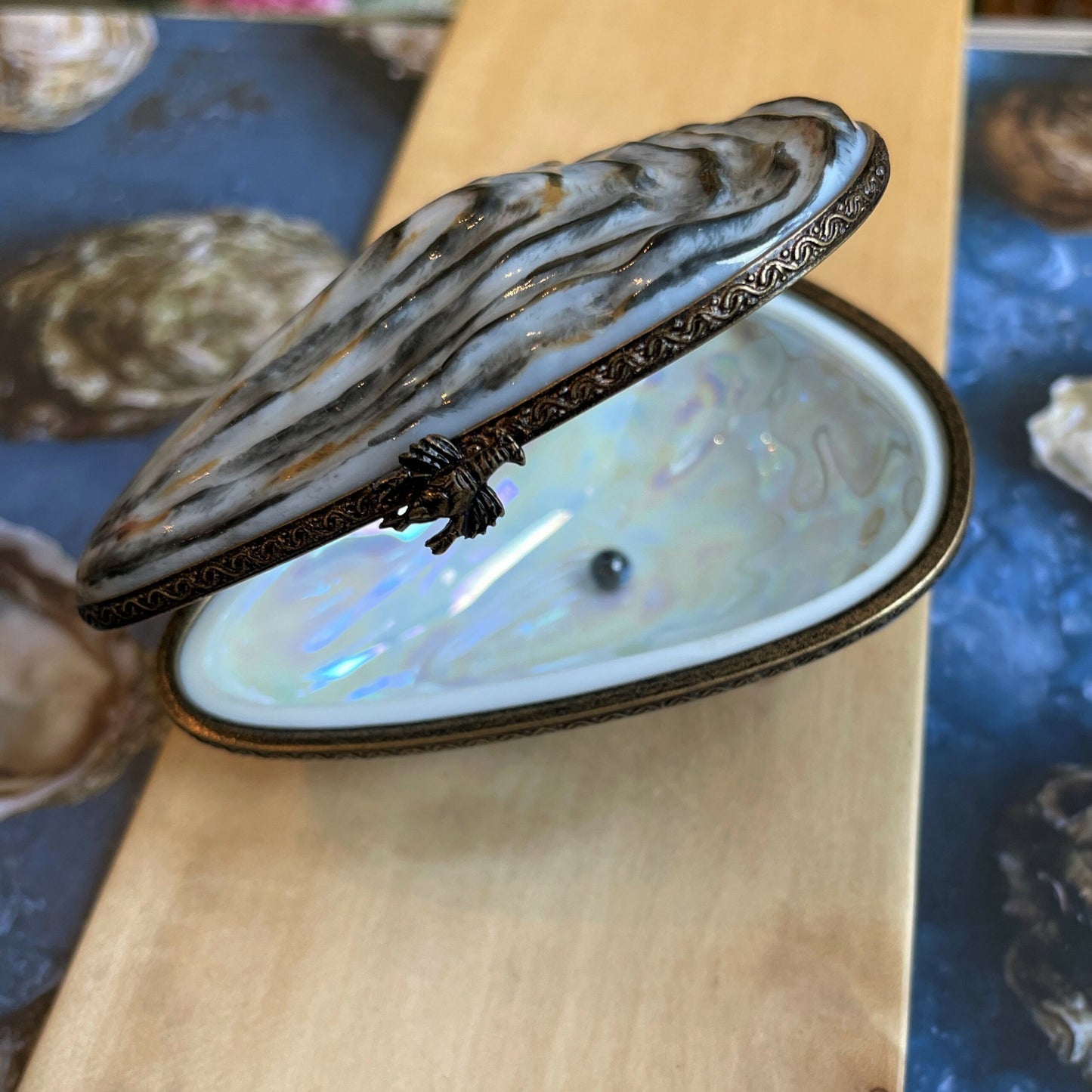 Vintage Limoges Box Oyster Shell