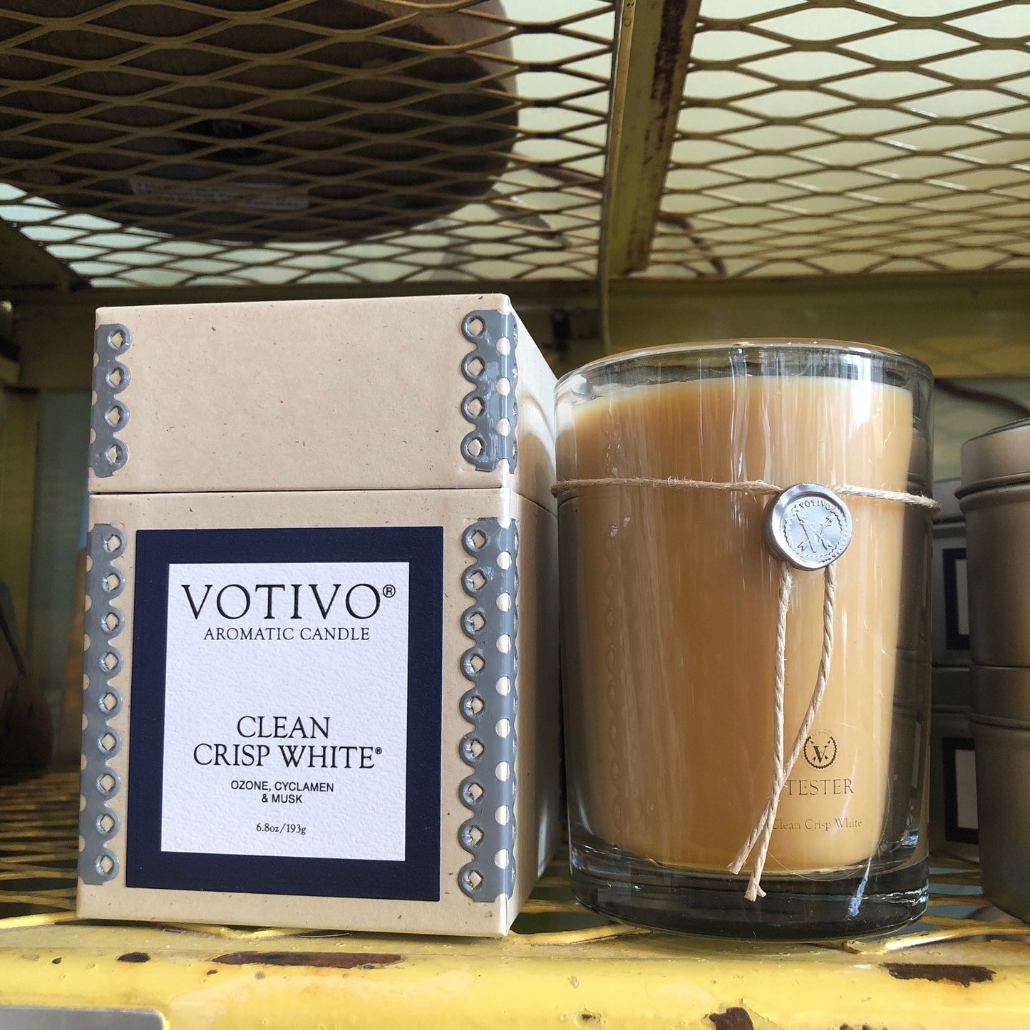 Clean Crisp White Candle 6.8oz