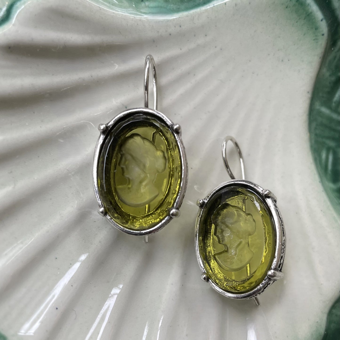 Moss Oval Silver Intaglio Earrings