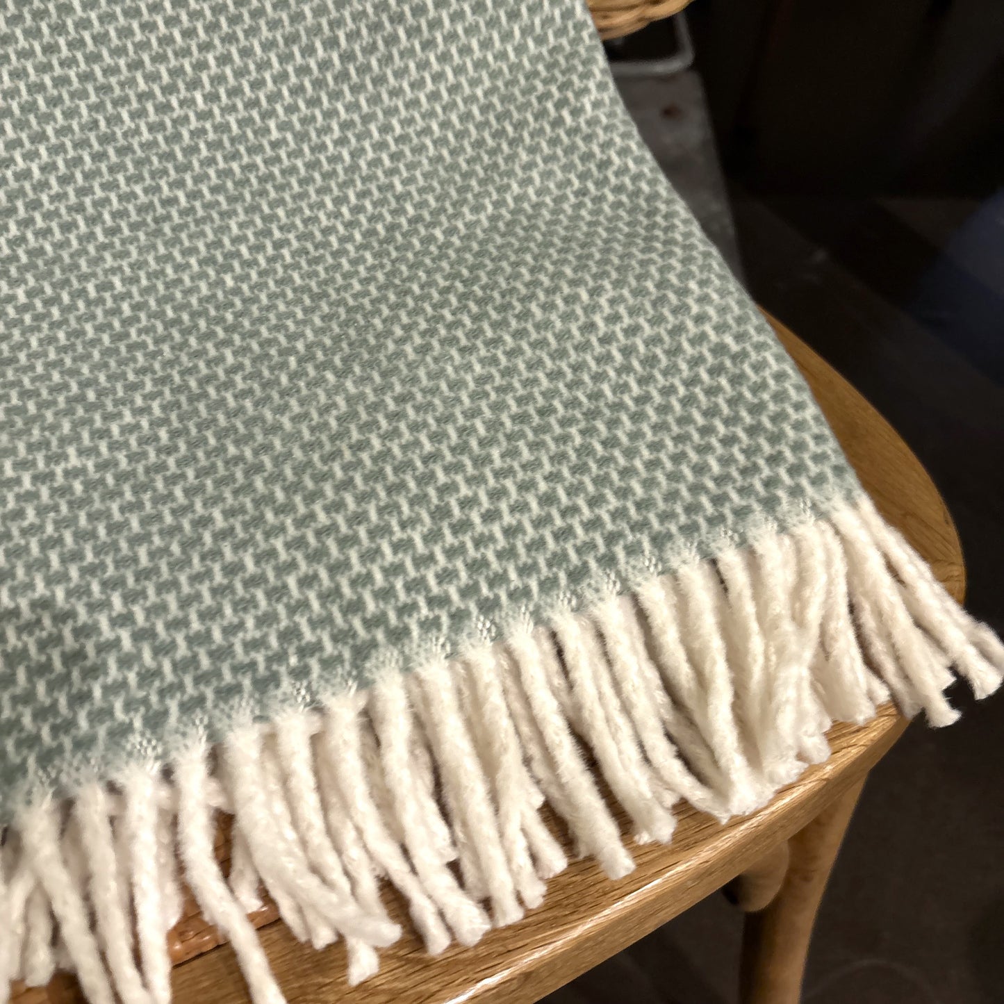 Sage Grain of Rice Throw