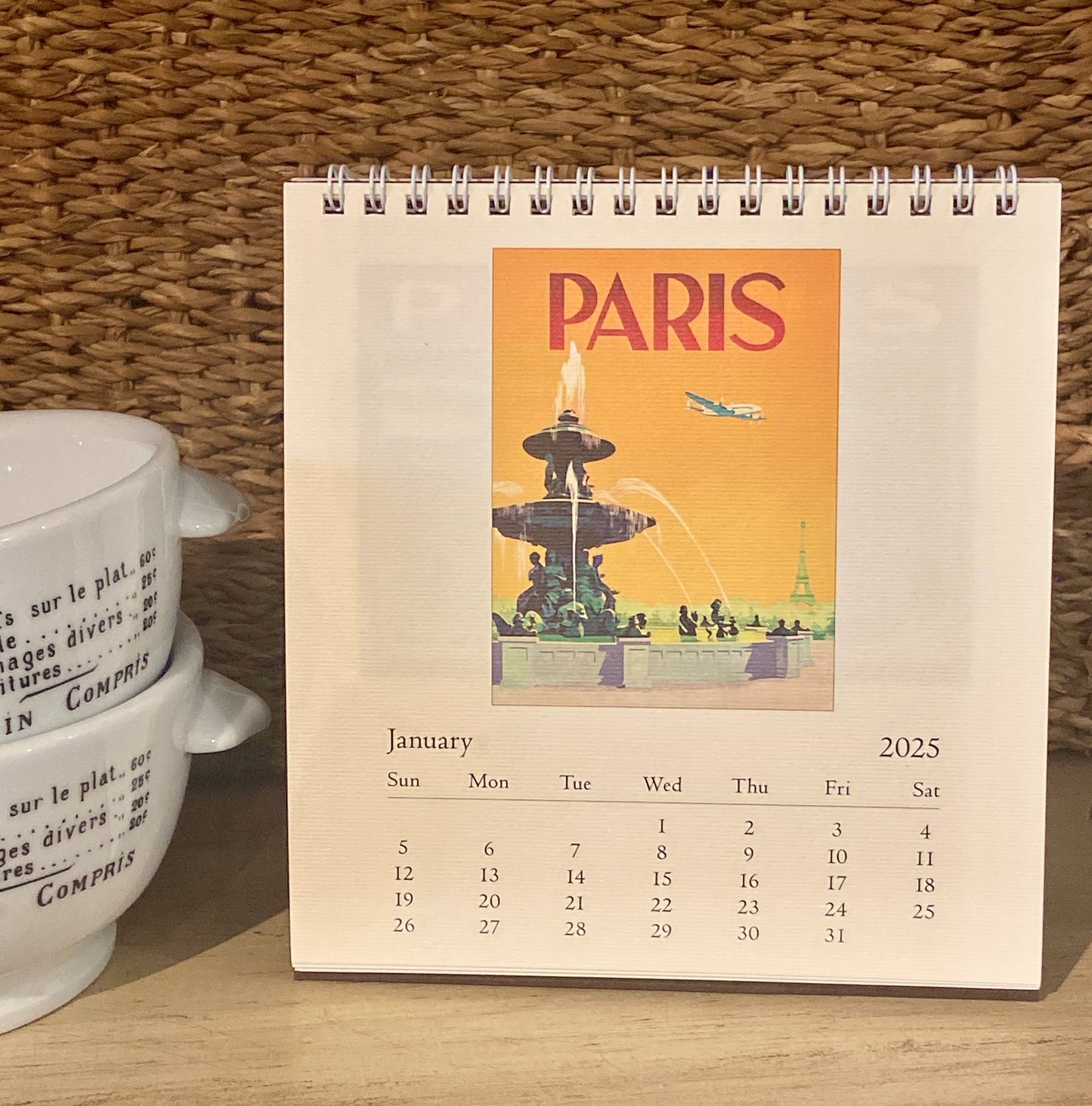 Paris 2025 Desk Calendar