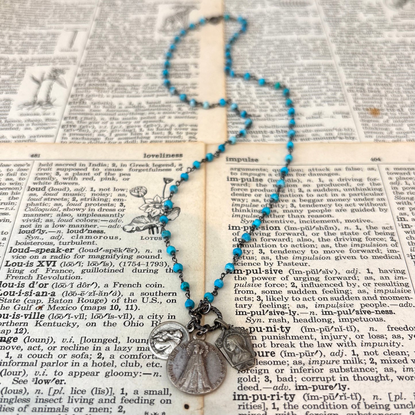 Turquoise Vintage Charm Necklace No. 02
