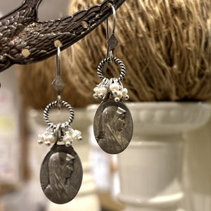 Freshwater Pearl Vintage Charm Earrings No. 01