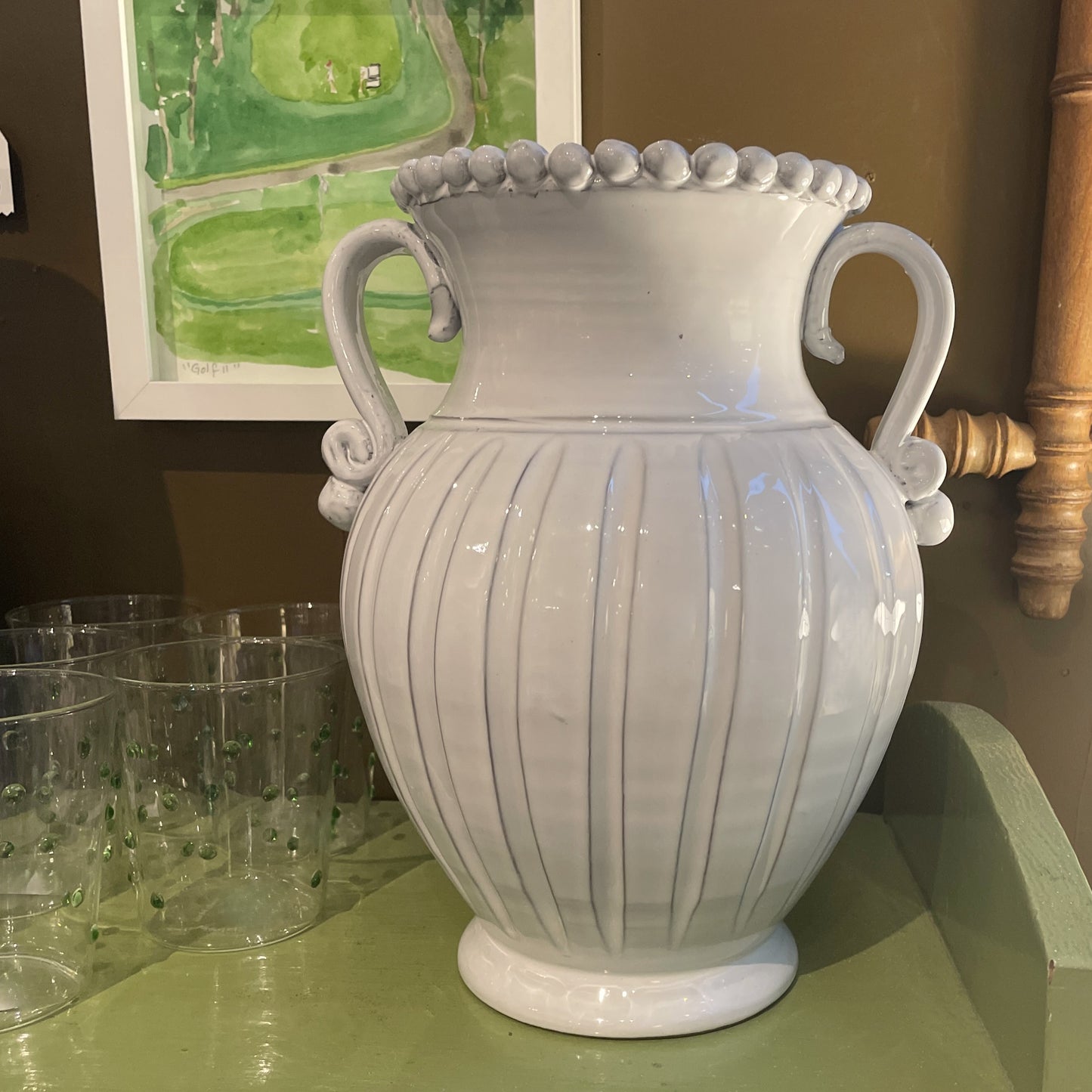 Lya Ceramic Urn