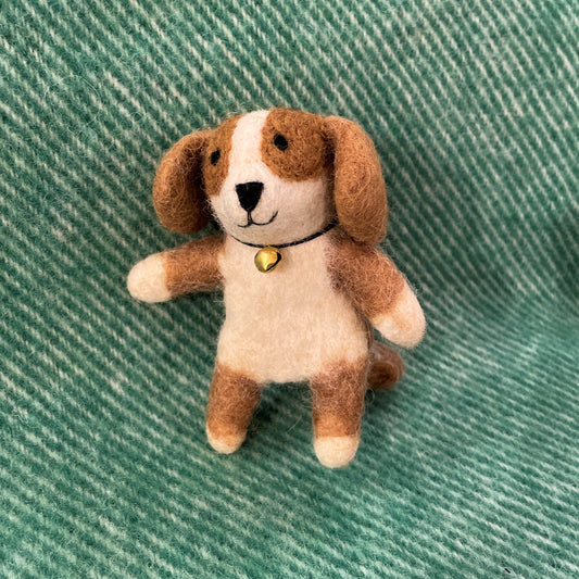 Felt Blenheim King Charles Finger Puppet