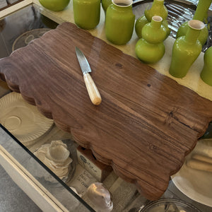 Rectangle Scalloped Cutting Board