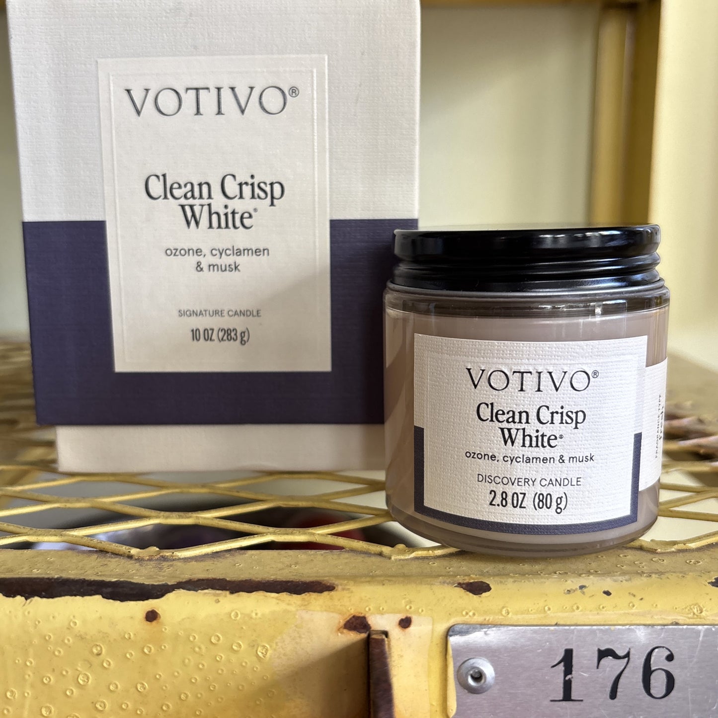 Clean Crisp White Discovery Candle
