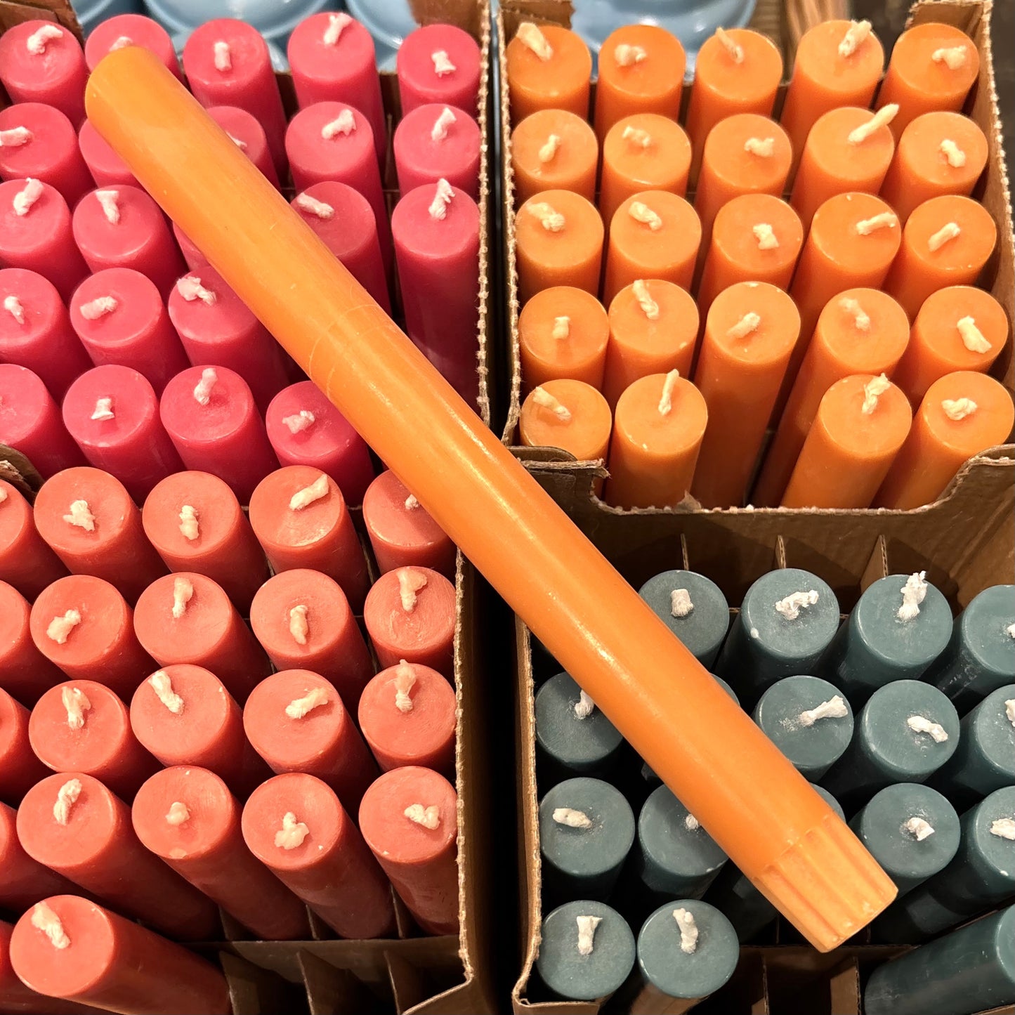 Saffron Dinner Taper Single