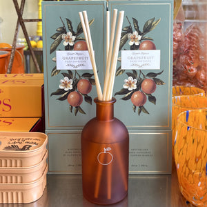 Grapefruit Flower Market Reed Diffuser