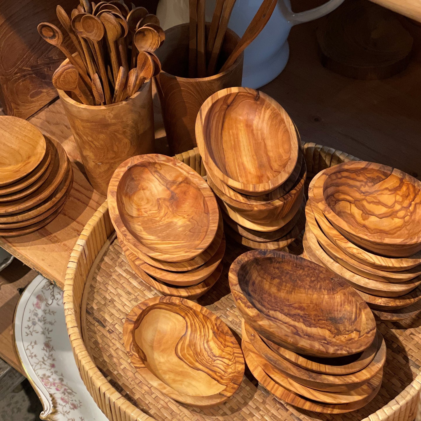 Italian Olivewood Aperitivo Bowl