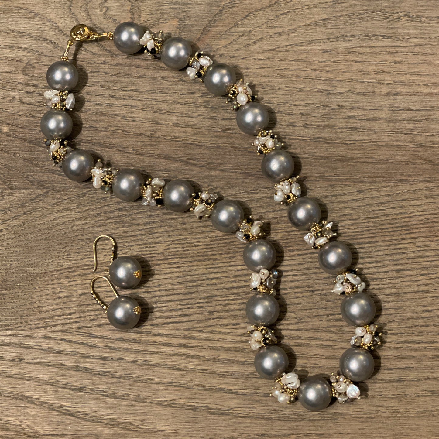 Grey Shell Pearl Necklace Neutral Clusters