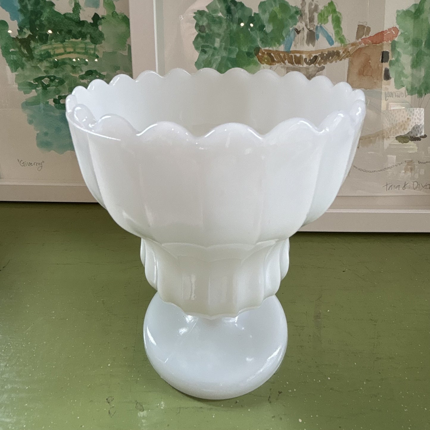 Vintage Milk Glass Vase No. 04