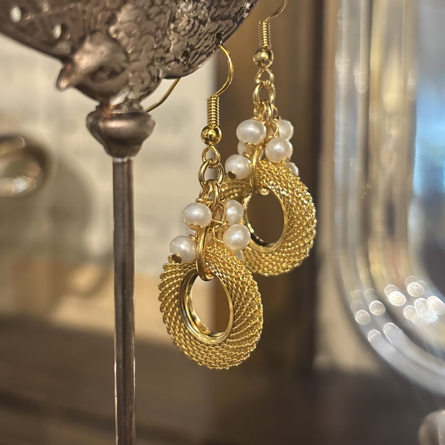 Mesh Hoop with Pearl Clusters Earrings