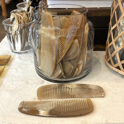 Buffalo Horn Comb