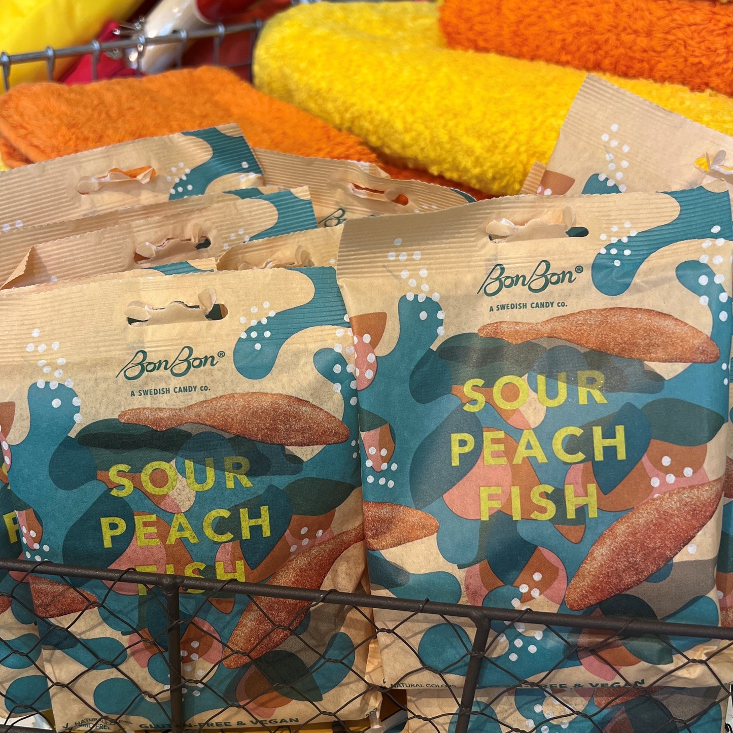 Sour Peach Fish Gummy Candy