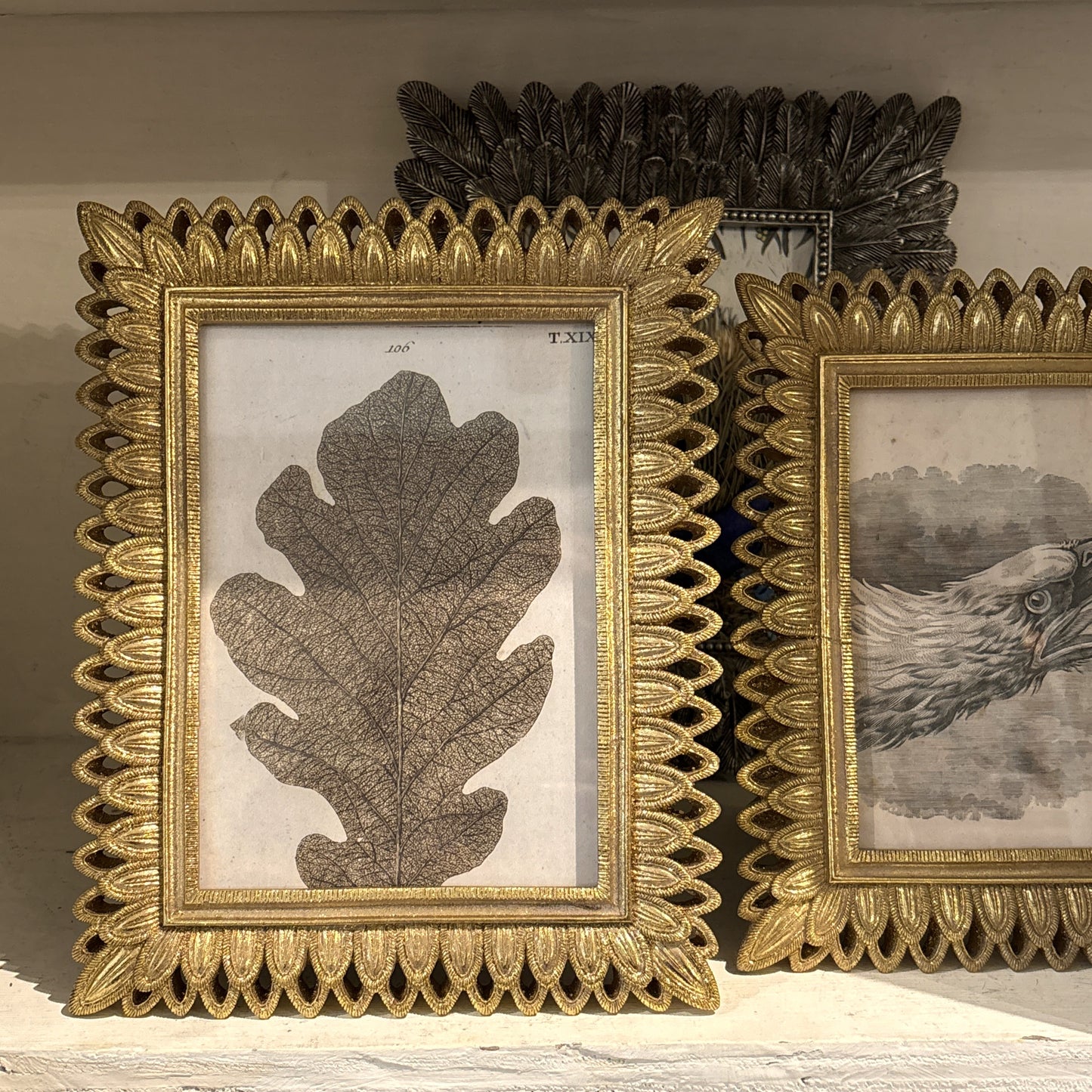 Antique Gold Feather Resin Frame, 5x7"