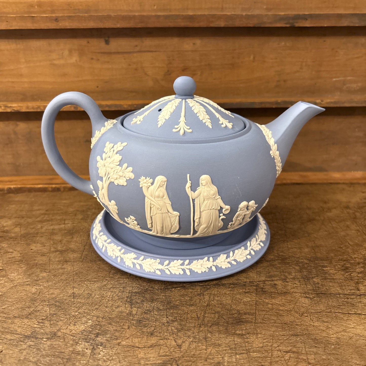 Vintage Wedgwood Teapot & Base, Blue