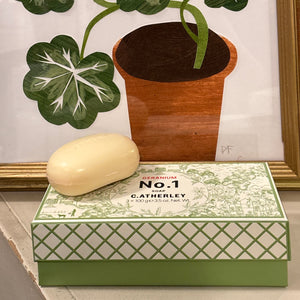 Geranium No. 01 Soap Trio