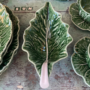 Green Deep Cabbage Sauce Bowl